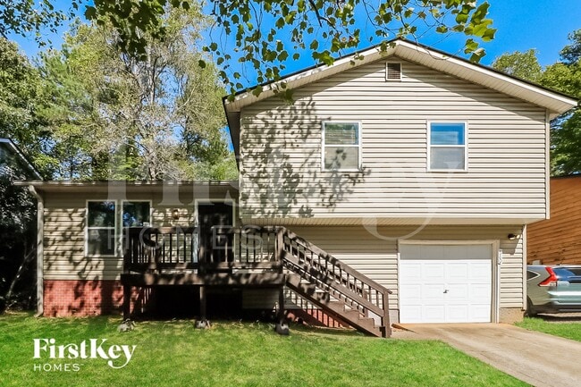 Building Photo - 680 Springhollow Ln SW