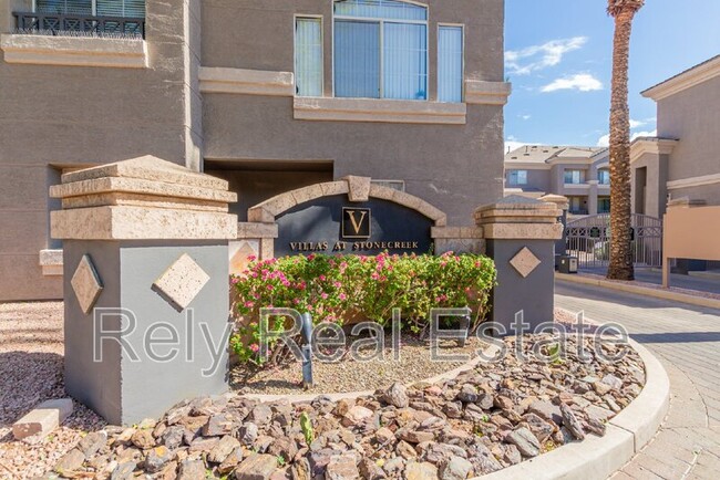 Photo - 4455 E Paradise Vlg Pkwy S Condominio Unidad #1013