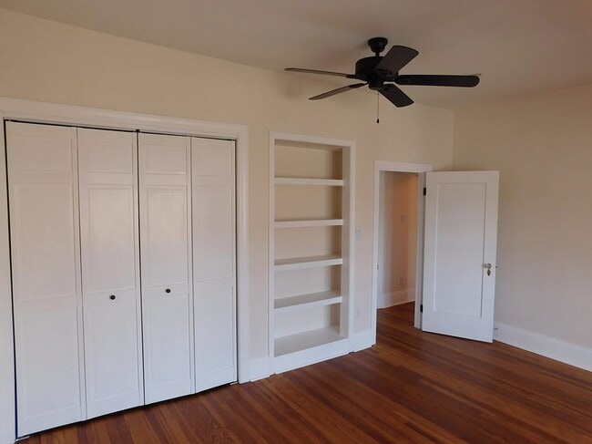 Photo - 78 W Market St Unit #2