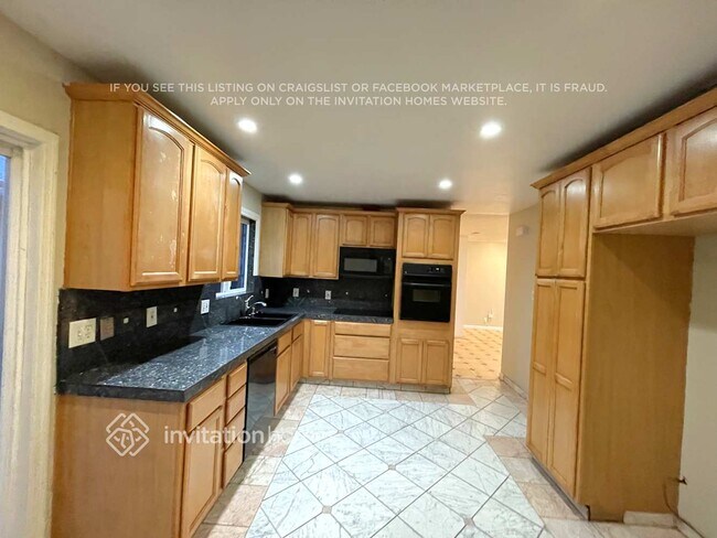 Photo - 182 Hastings Ave