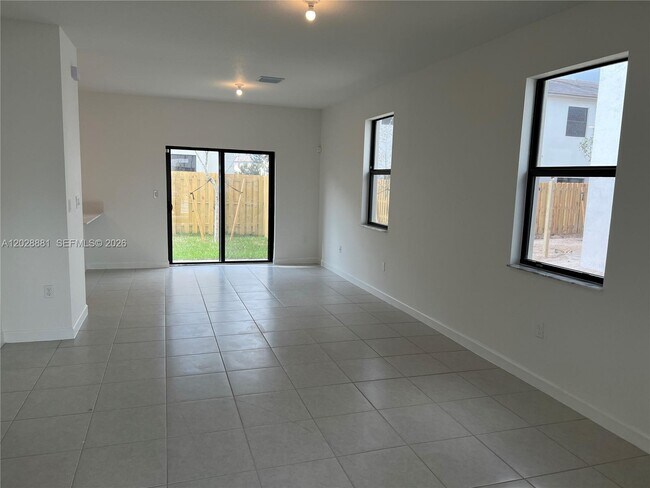 Photo - 23464 SW 129th Ave