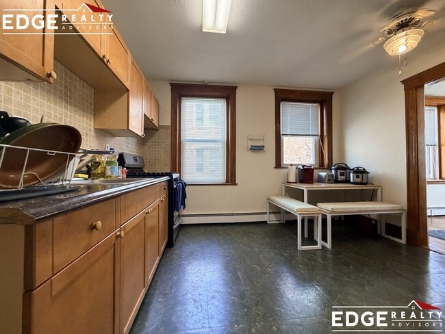 Photo - 22 Wallingford Rd Unit 3