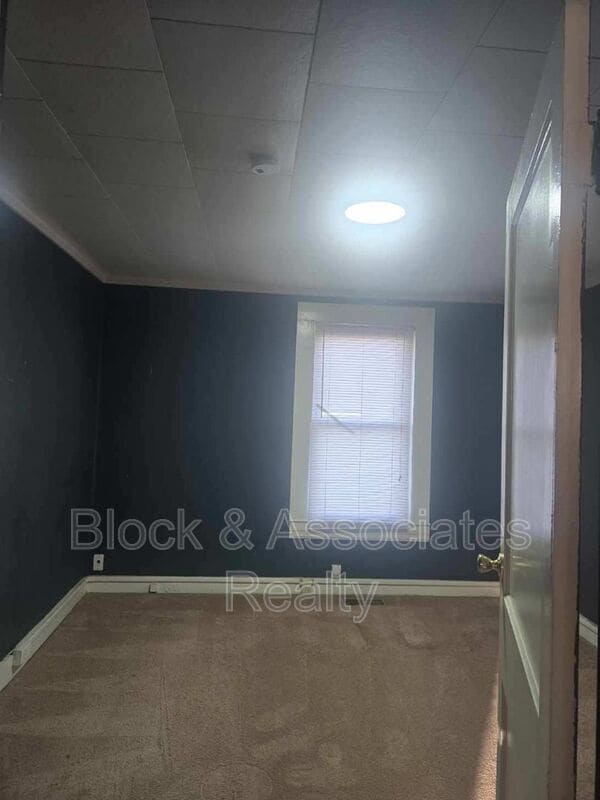 Photo - 222 Liberty Rd