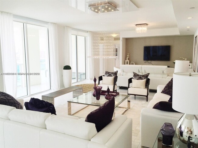 Photo - 200 Sunny Isles Blvd Unidad 2-PH2