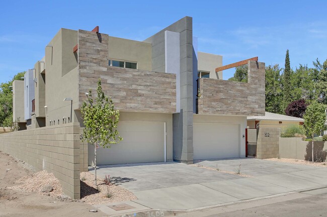 Photo - 1508 San Patricio Ave SW Townhome
