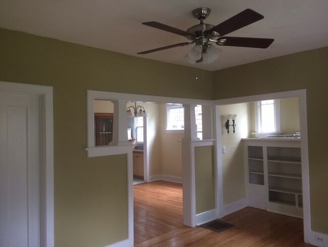 Photo - 940 Westcott St Unit 1