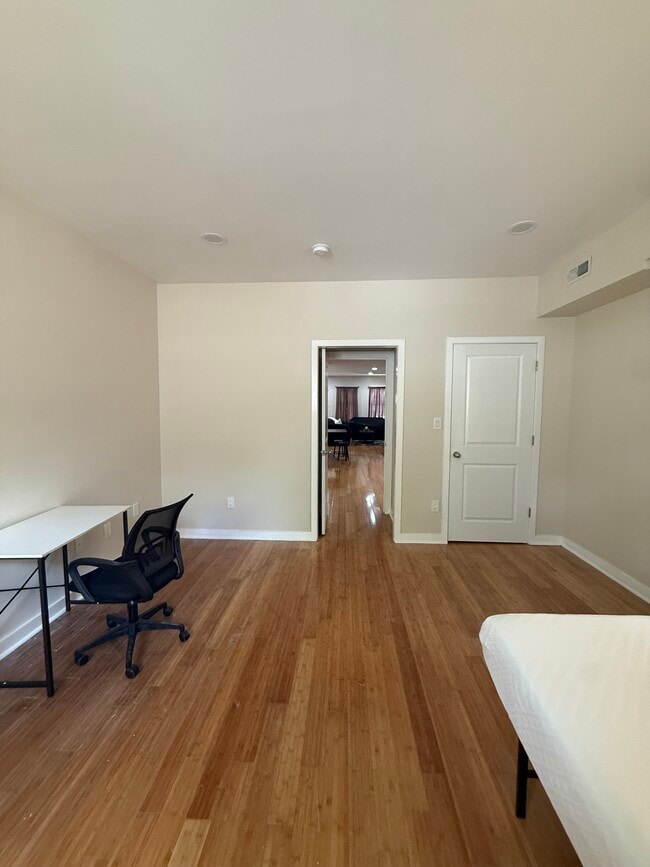 Carlisle Court: Medical Dental & Pharm
