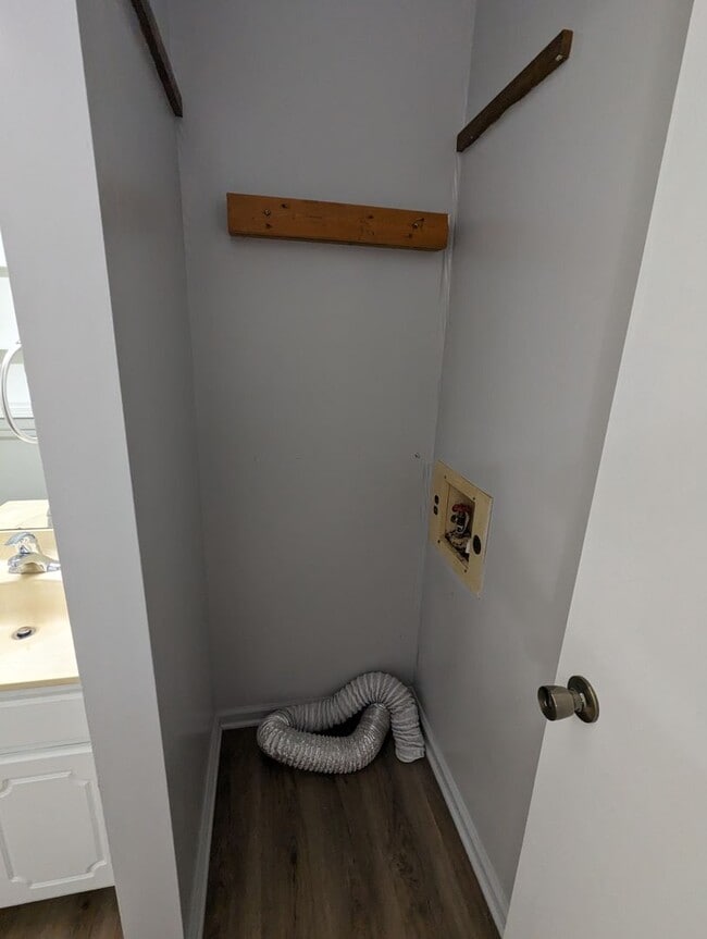Photo - 403 E Palm Dr Unit 403-5
