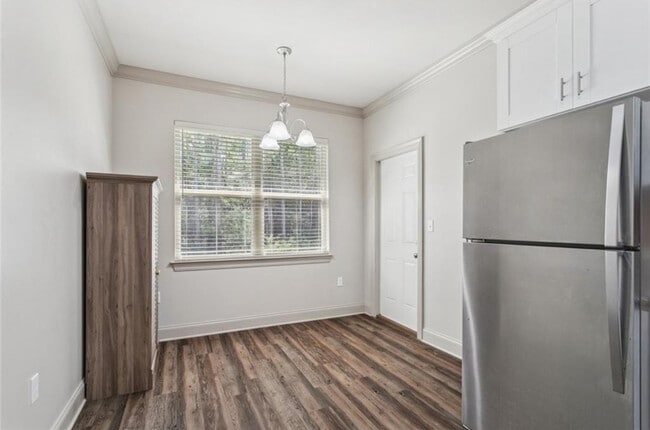 Photo - 3005 Dundee Loop S