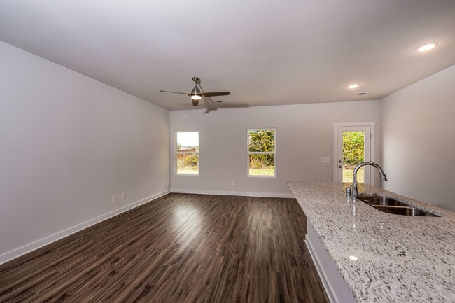 Photo - 5413 Cedar Creek Dr