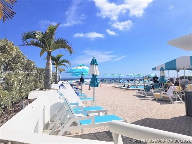 Building Photo - 3140 S Ocean Dr Unit 210