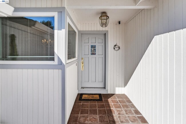 Photo - 1450 Kolln St