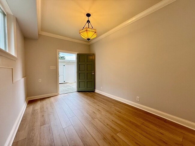 Photo - 676 Canyon Dr Unit A