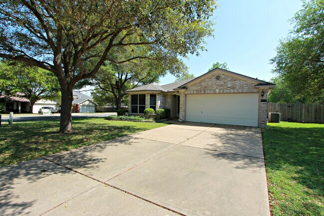 Building Photo - 3 Bedroom, 2 Bath Home in Cedar Park