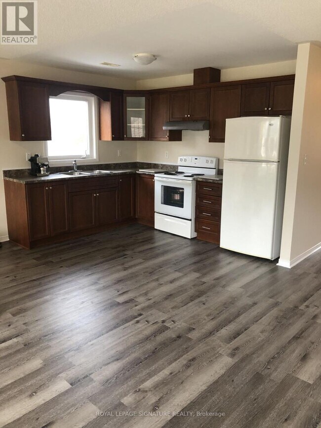 Photo - 27 Nassau St Unit 2