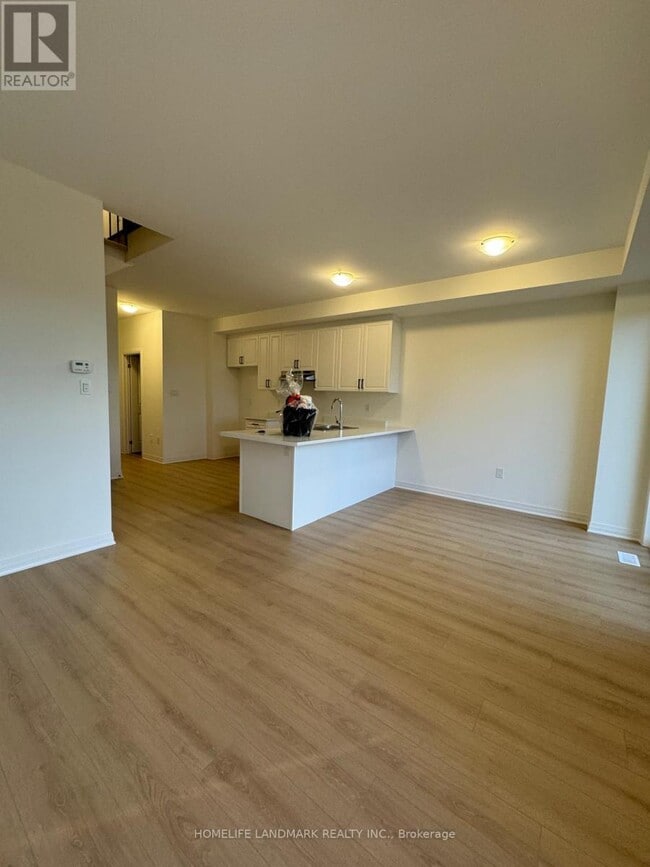 Photo - 75 Sagewood Ave