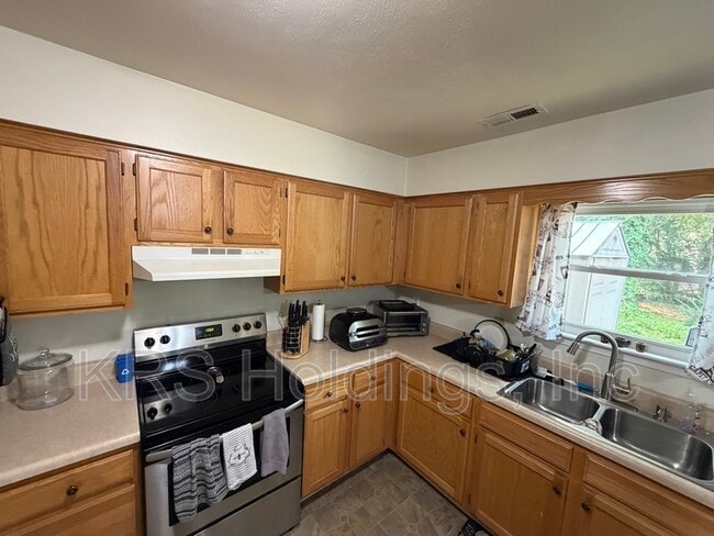 Photo - 416 Hill Meadow Dr