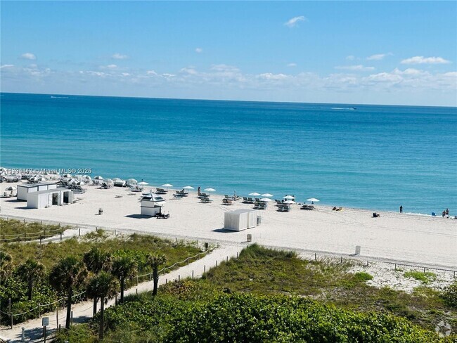 Building Photo - 5825 Collins Ave Unit 11E Rental