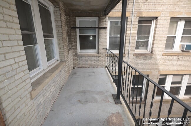 Photo - 1630 Commonwealth Ave Unit 17