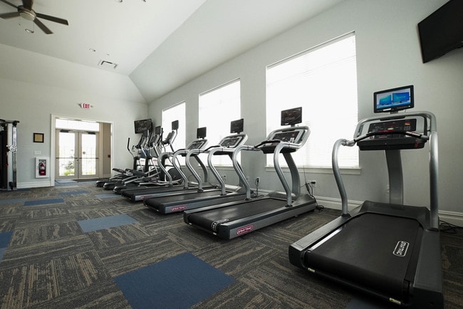 24/7 Fitness Center