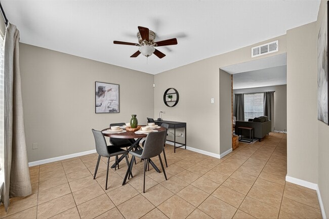Photo - 4064 Belle Park Dr Unidad True