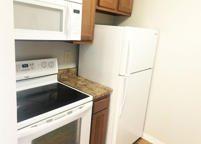 Photo - 440 Ludlow Ave Unit 440-11