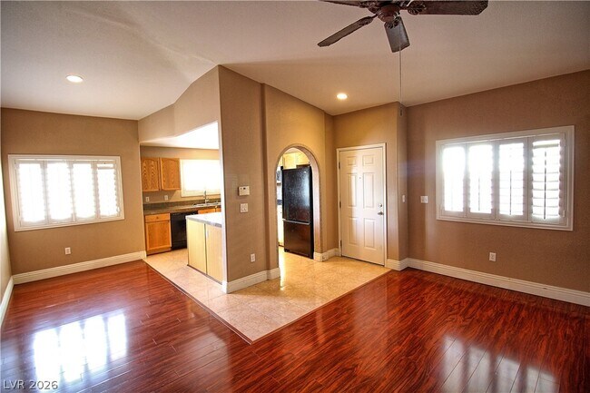 Photo - 401 Pine Haven St Unidad 202