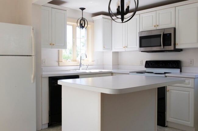 26 Otis Ave Unit 1