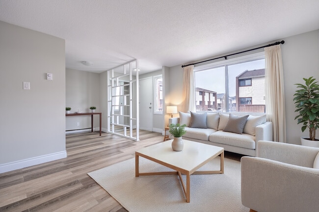 Building Photo - 21 Holborn Drive