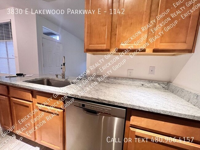 Photo - 3830 E Lakewood Pkwy E