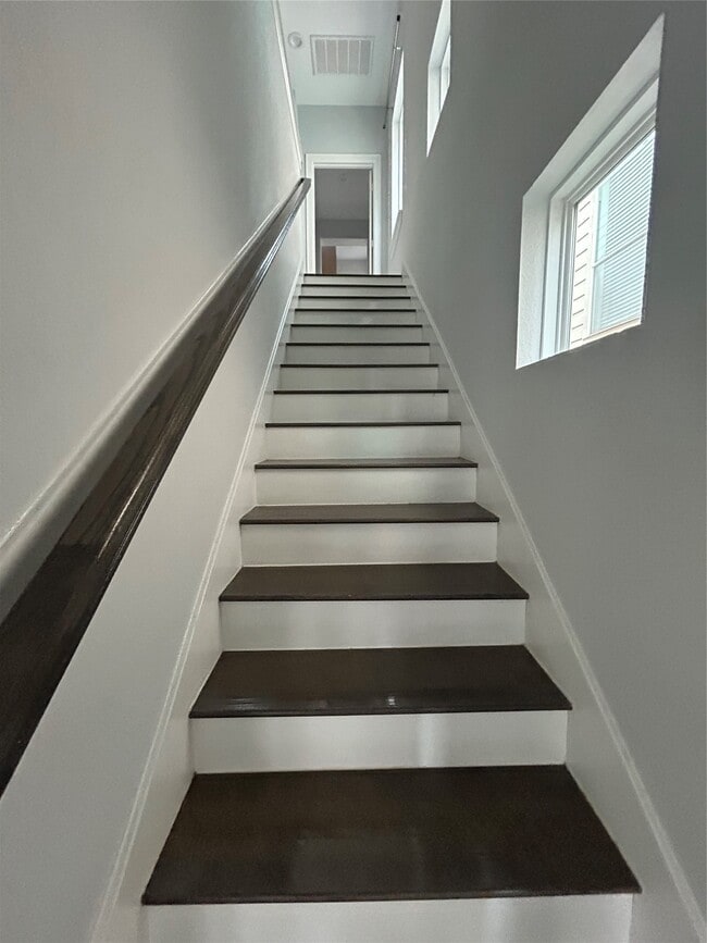 Photo - 1211 Marconi St