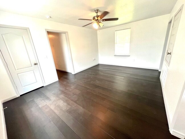 Photo - 1242 Chevy Chase Dr