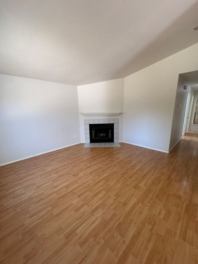 3737 SE 68th Ave