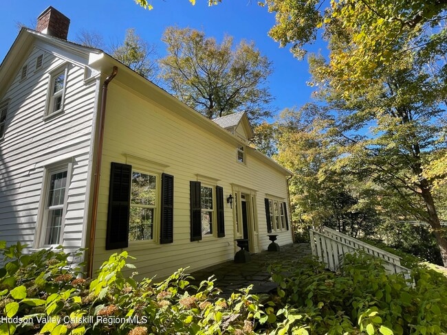 Photo - 416 Hapeman Hill Rd