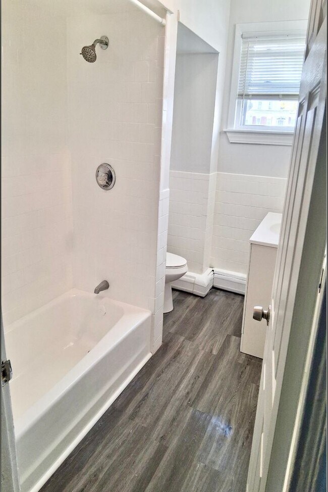 Photo - 22 Johnson St Unidad #1R