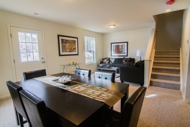 Photo - Meadowbrook Gardens