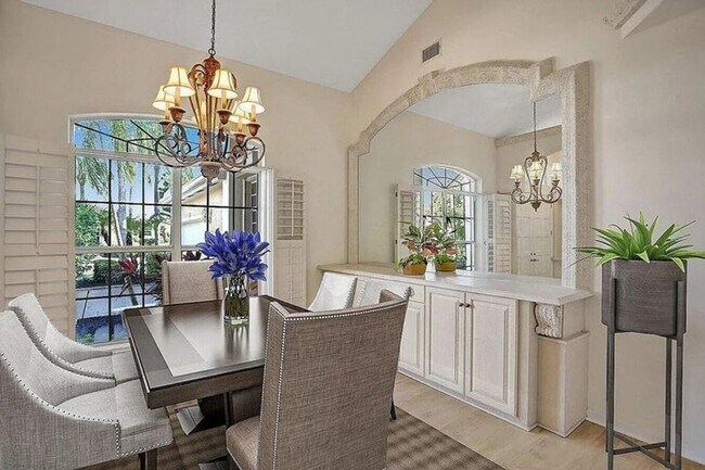 Photo - 9119 Baybury Ln