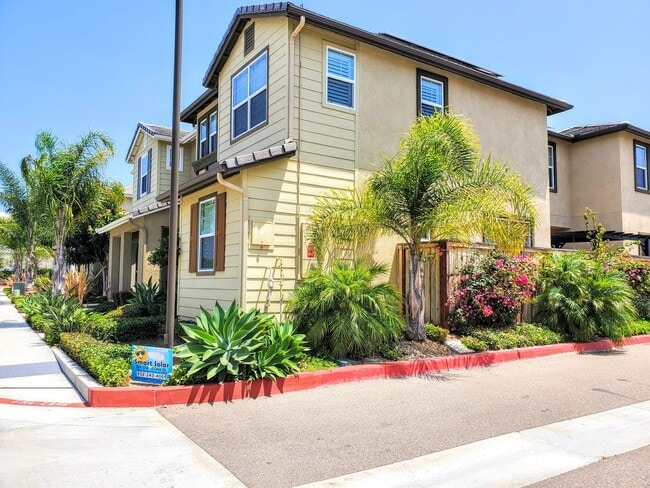 Building Photo - Gorgeous Home- Lots of Upgrades