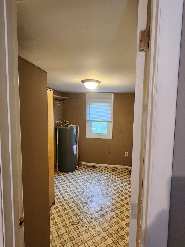 Photo - 205 Cedar St