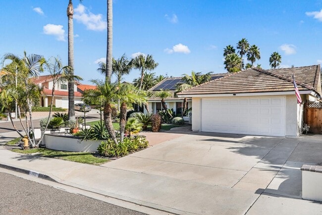 Photo - 7912 El Astillero Pl