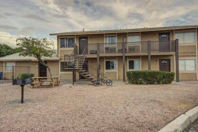 Photo - 6923 N 80th Ave Unit #101