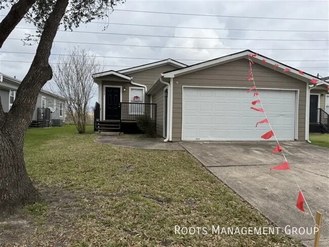 Building Photo - 15927 Clarke Springs Dr Unit 15927C