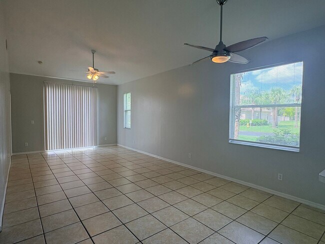 Photo - 3/2.5 Townhome in Fort Myers for Rent
