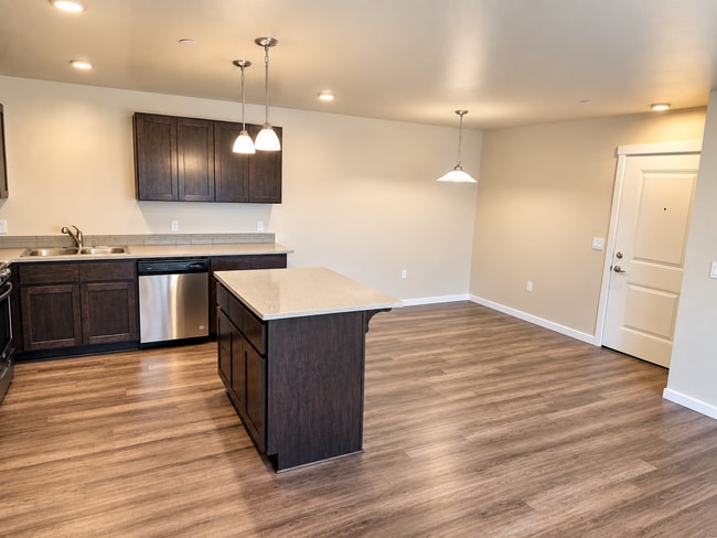 Escena Apartments