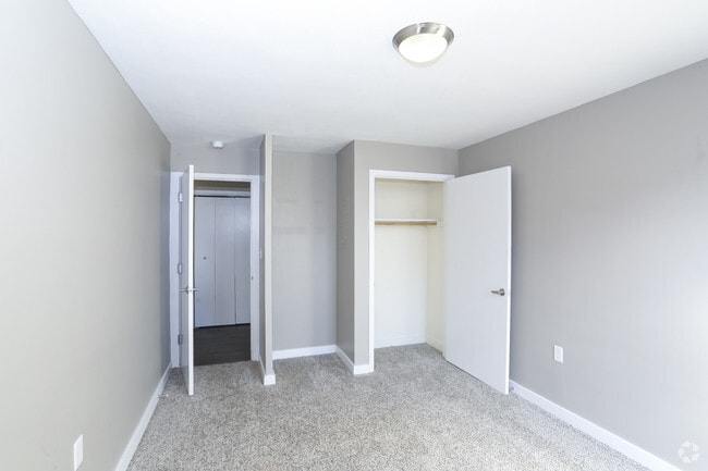 Walnut Tower Apartments