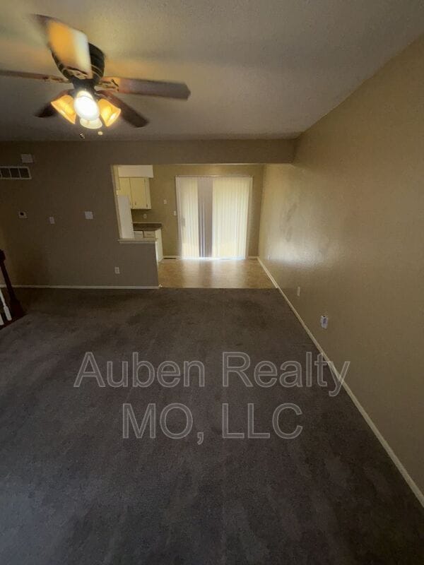 Photo - 409 NE Westwind Dr Unit A