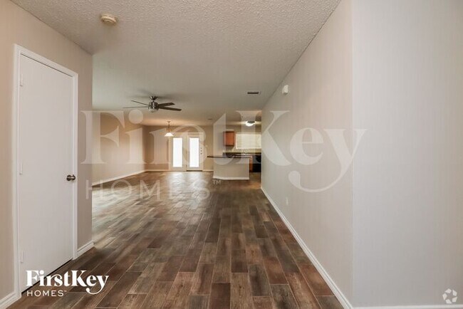 Building Photo - 6200 Winnebago Ct Rental