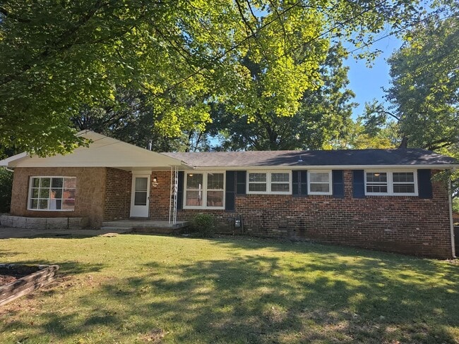 Photo - 3619 Hester Ln NW