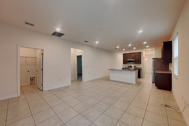Photo - 1427 Flatwood St
