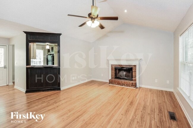 Photo - 38 Michael Ct